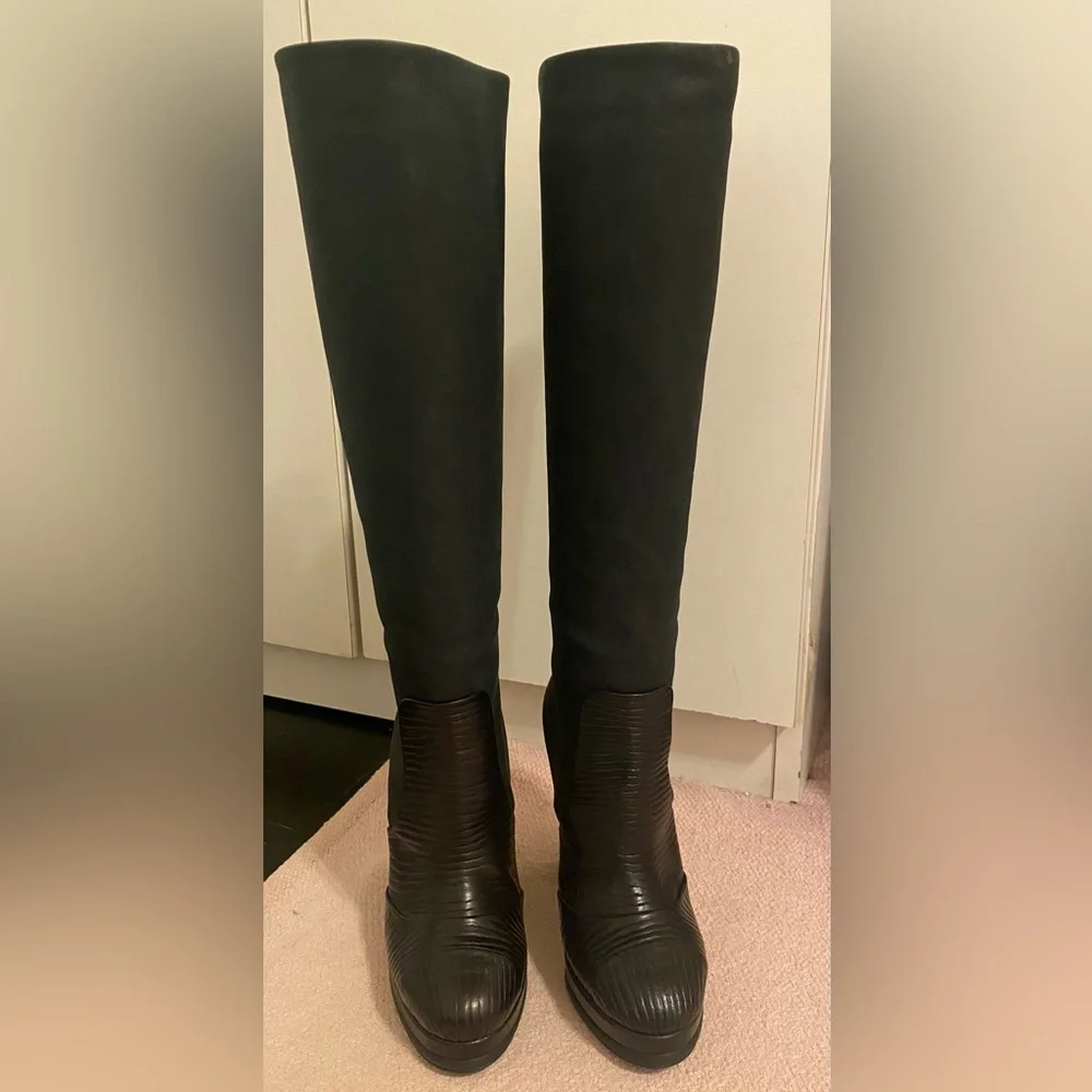 Authentic NIB CHANEL Knee High Tall Heeled Logo Boots 37